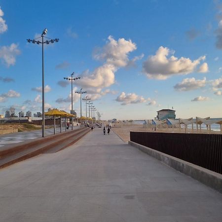 Studio By The Sea Ashdod Exterior photo