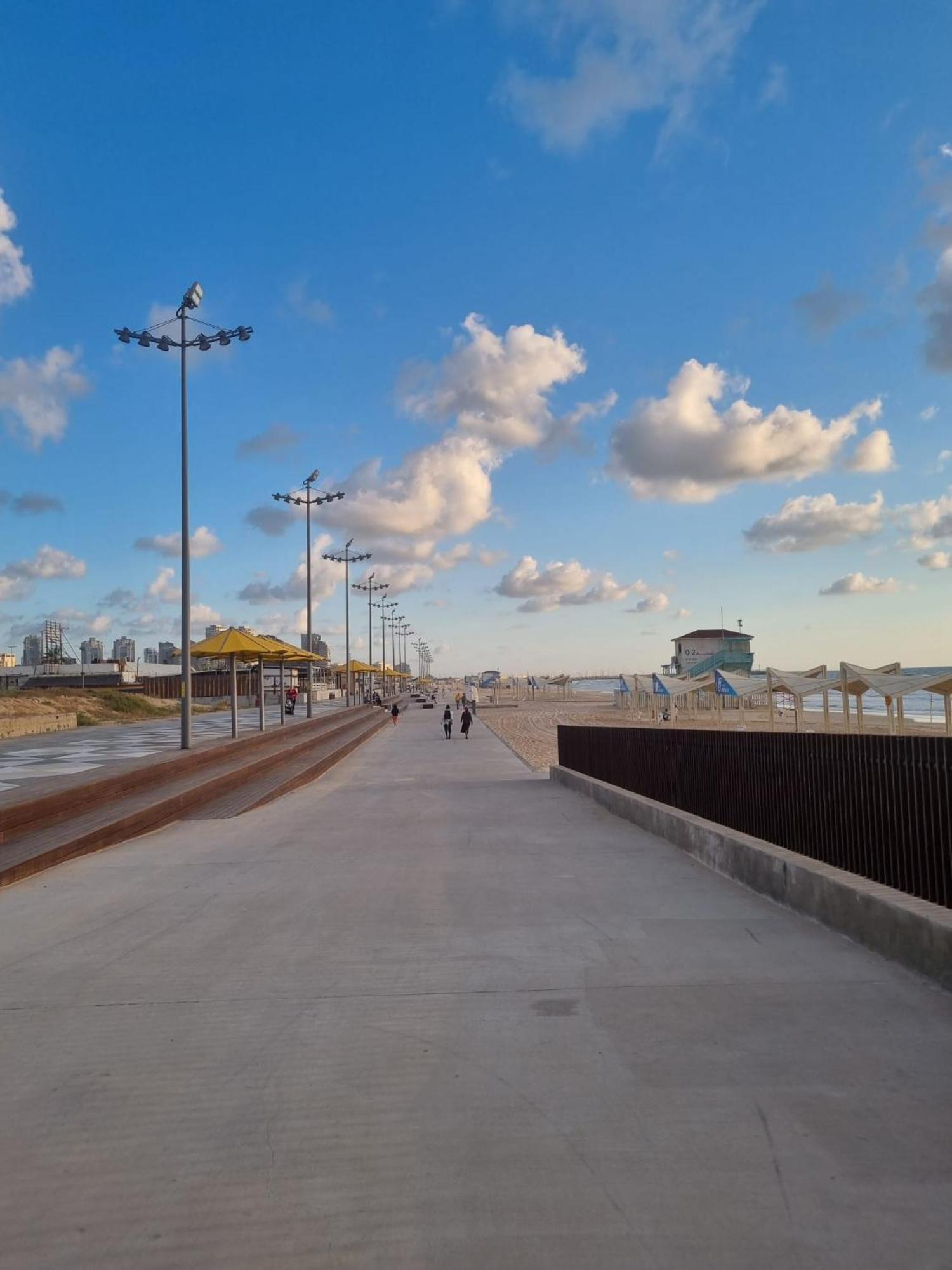 Studio By The Sea Ashdod Exterior photo
