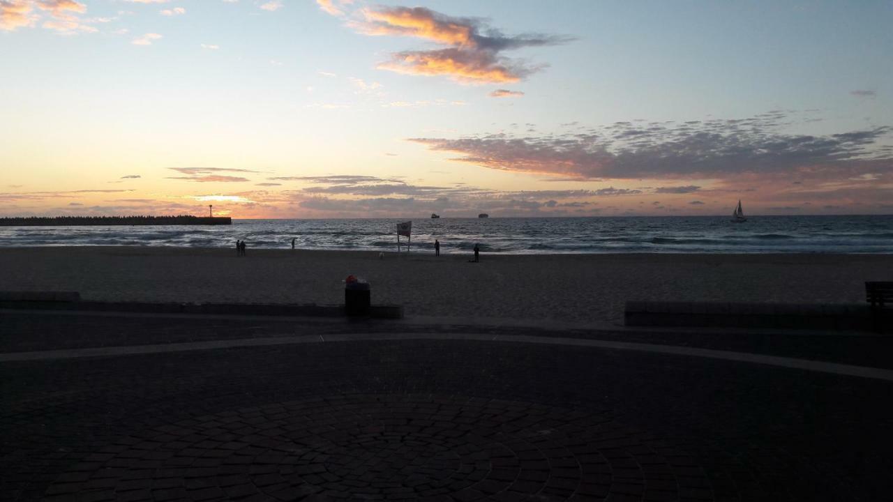 Studio By The Sea Ashdod Exterior photo