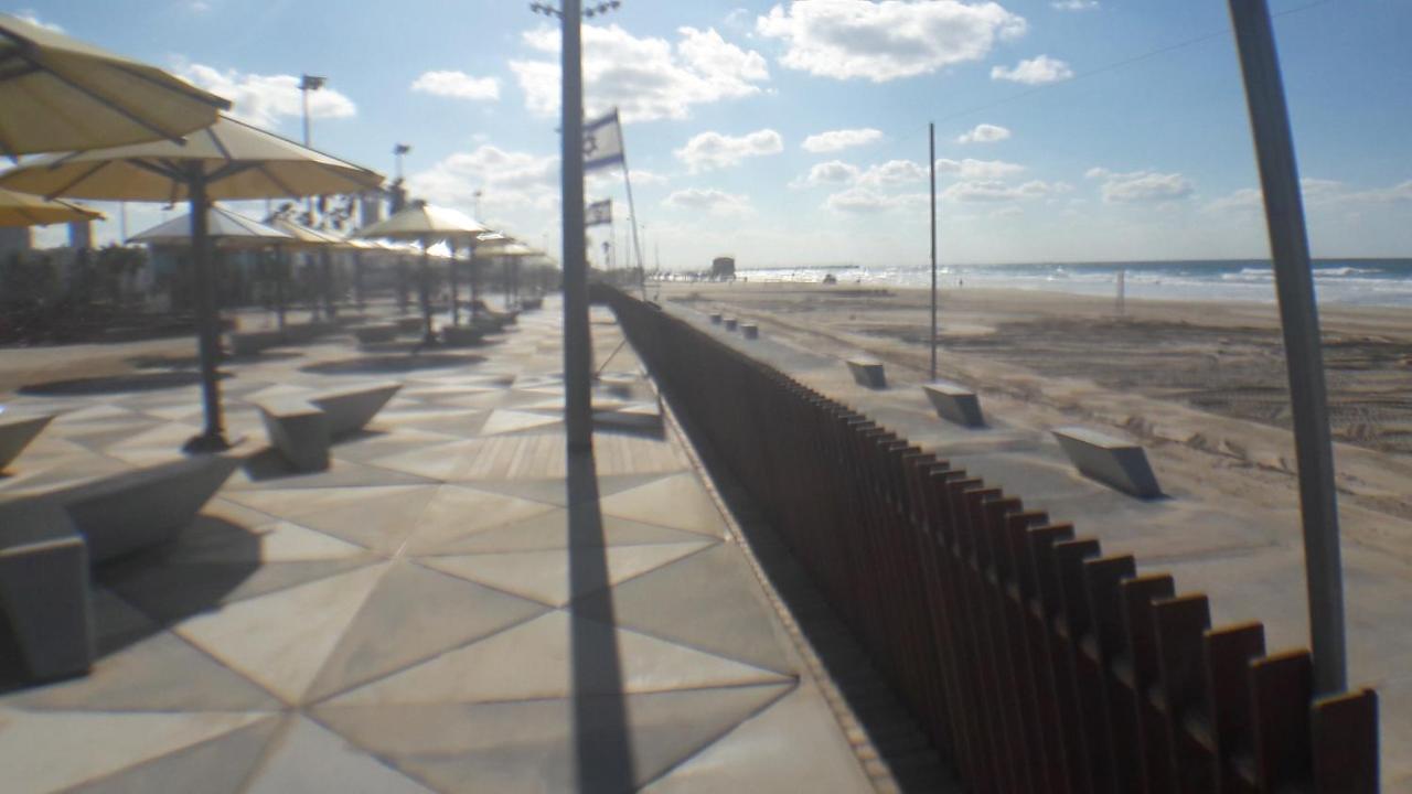 Studio By The Sea Ashdod Exterior photo